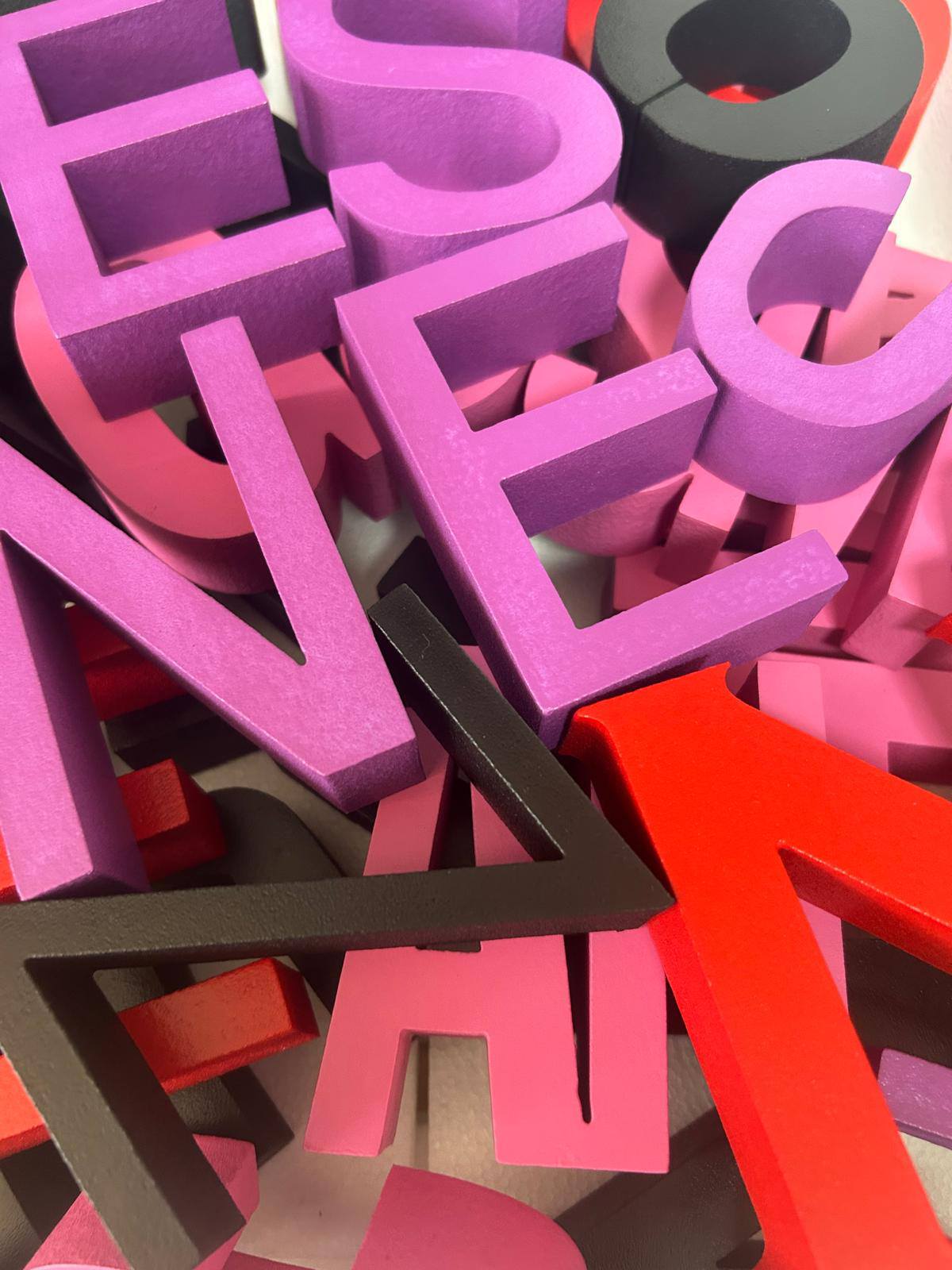 Reclama din litere polistiren